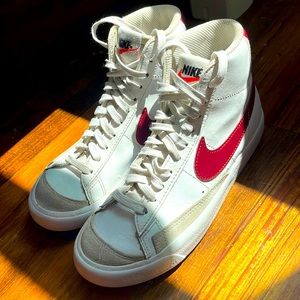 NIKE BLAZERS RED WOMEN 6